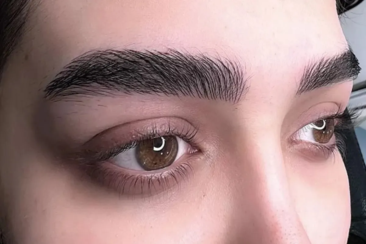 مرکز تخصصی میکروبلیدینگ فاطمه اولیایی خدمات زیبایی در تهران شهرک غرب
